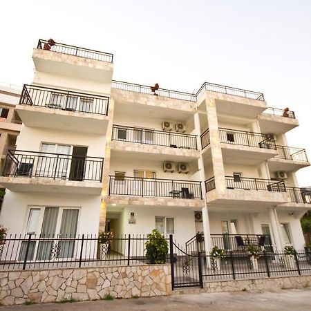 Apartments Saric Bar Ngoại thất bức ảnh
