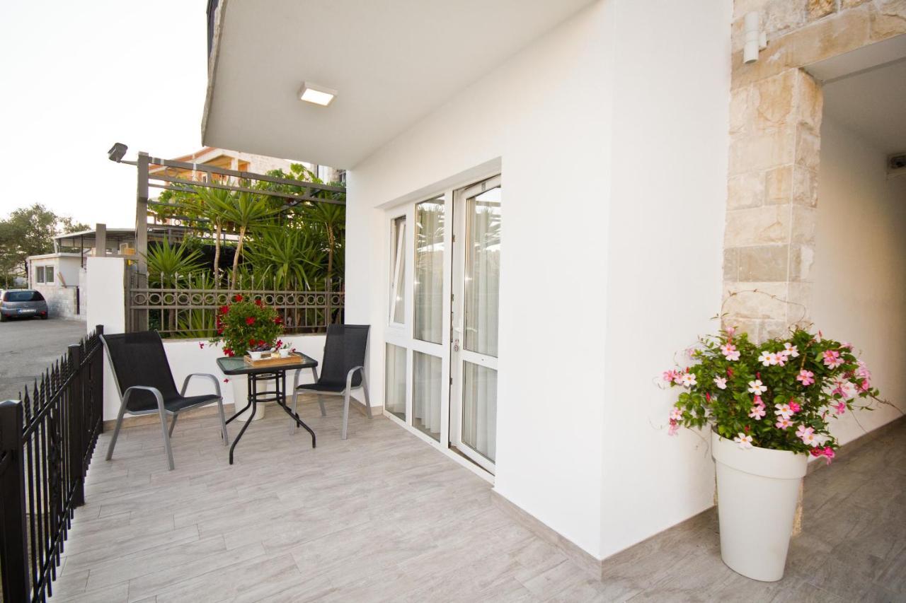 Apartments Saric Bar Ngoại thất bức ảnh