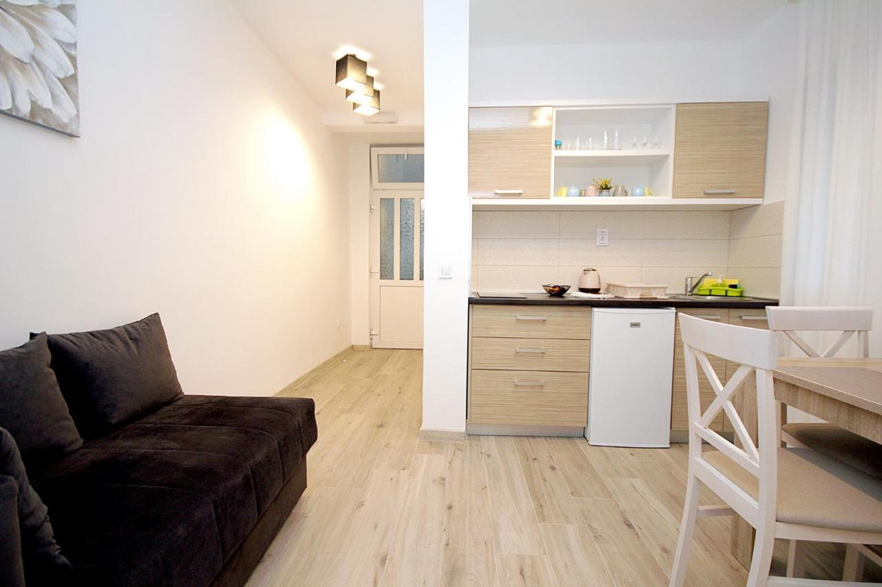 Apartments Saric Bar Ngoại thất bức ảnh