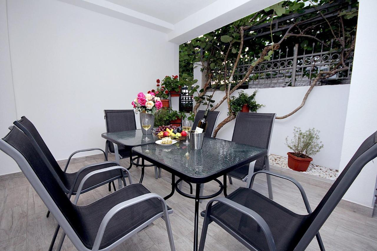 Apartments Saric Bar Ngoại thất bức ảnh