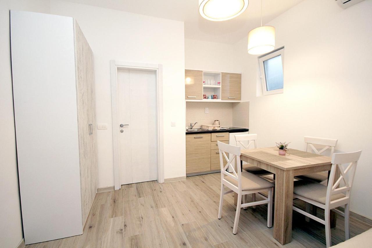 Apartments Saric Bar Ngoại thất bức ảnh