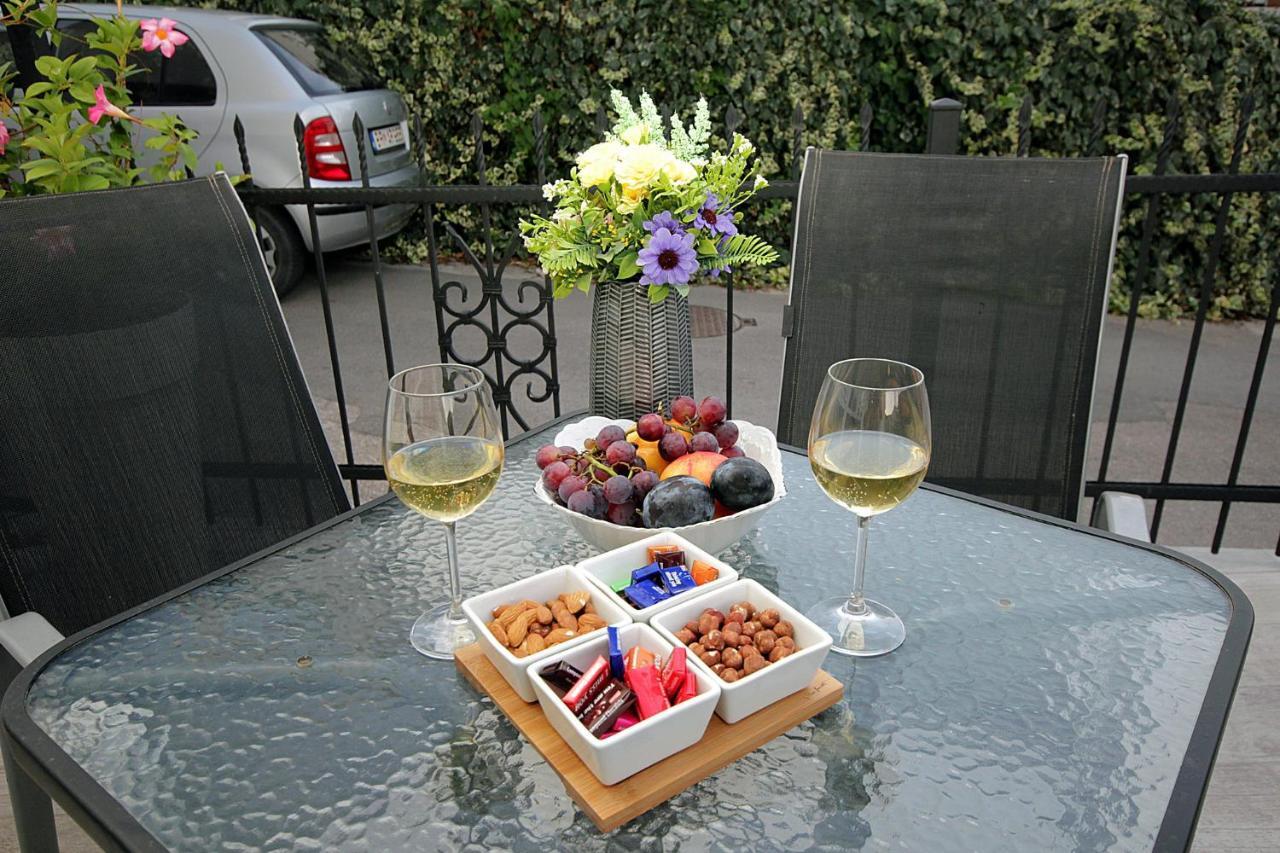 Apartments Saric Bar Ngoại thất bức ảnh