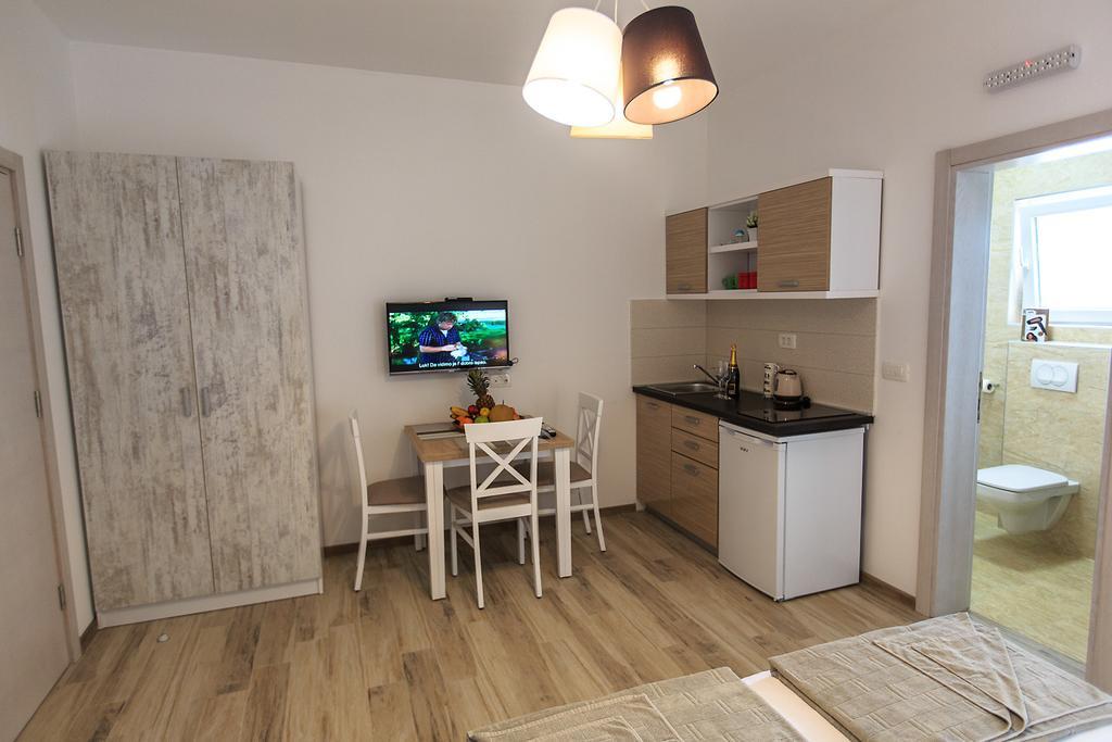 Apartments Saric Bar Ngoại thất bức ảnh
