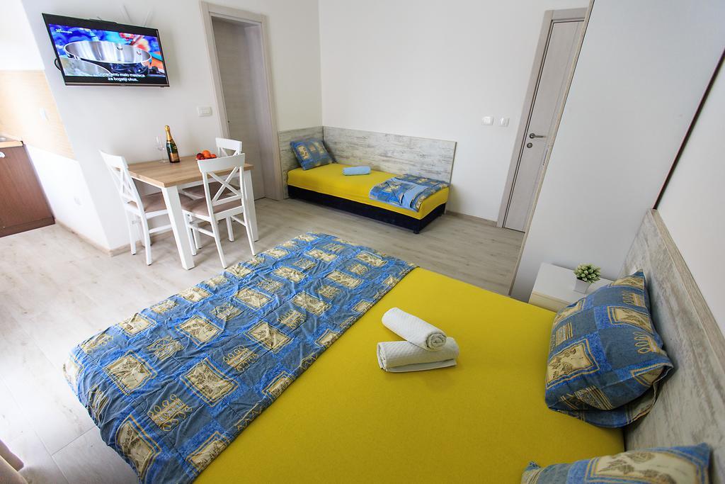 Apartments Saric Bar Ngoại thất bức ảnh