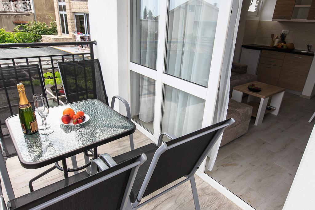 Apartments Saric Bar Ngoại thất bức ảnh