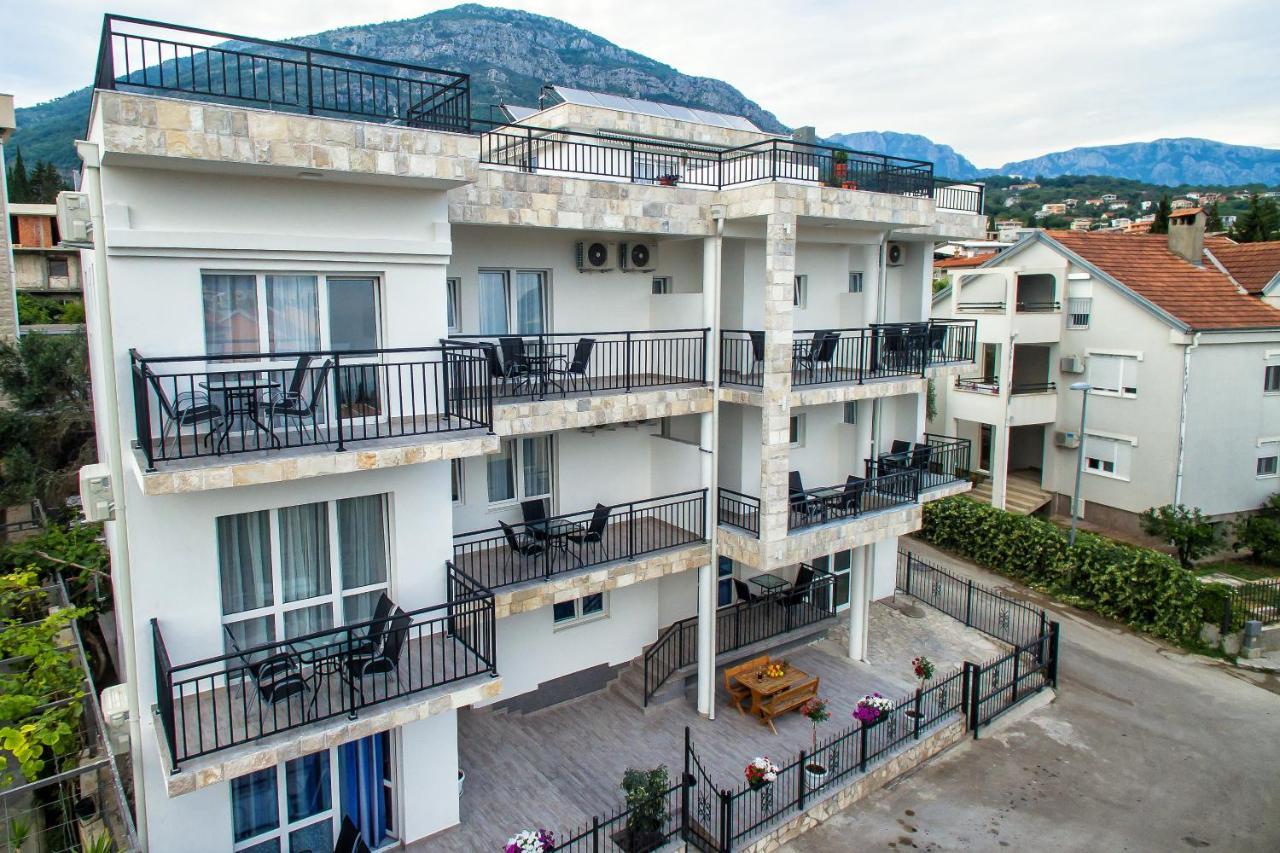 Apartments Saric Bar Ngoại thất bức ảnh